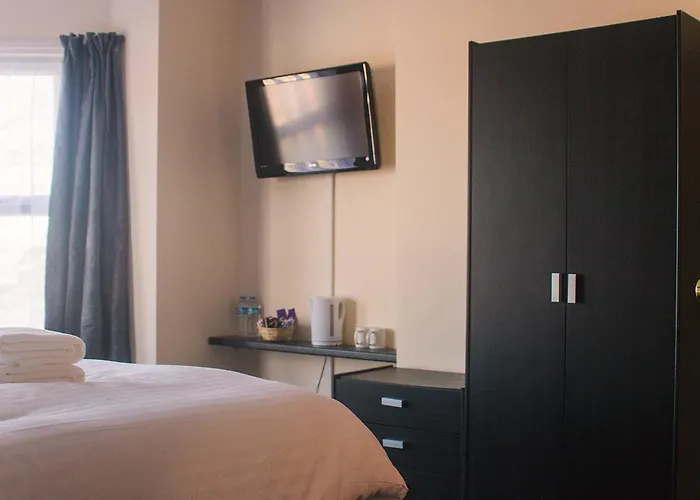 Wellesley Park Hotel