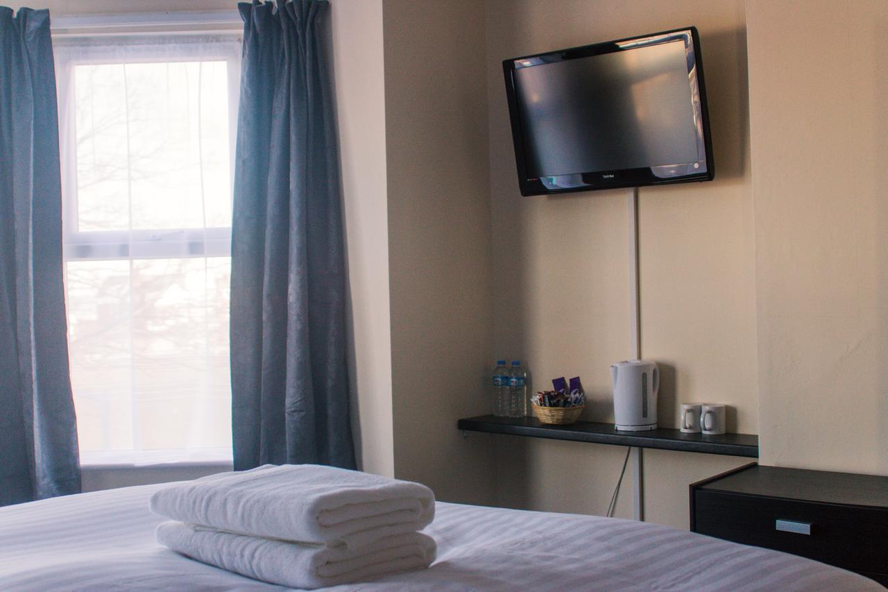 Guest house Wellesley Park 2*