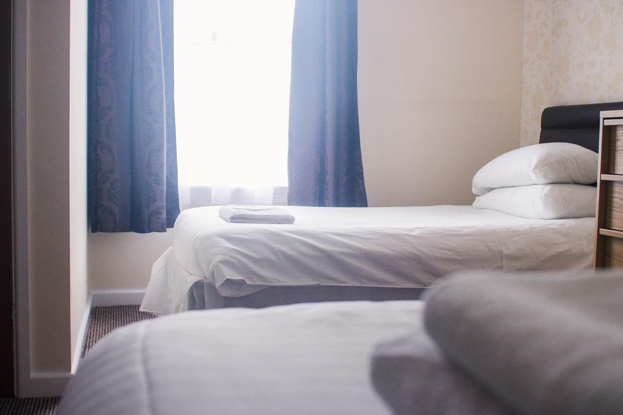 Wellesley Park Guest house 2*